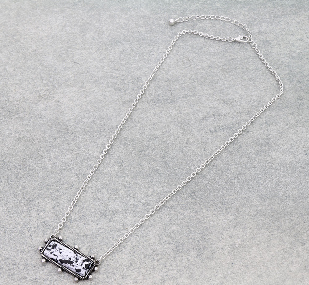 Ball TXR Bar Hand Stone Necklace - White Buffalo