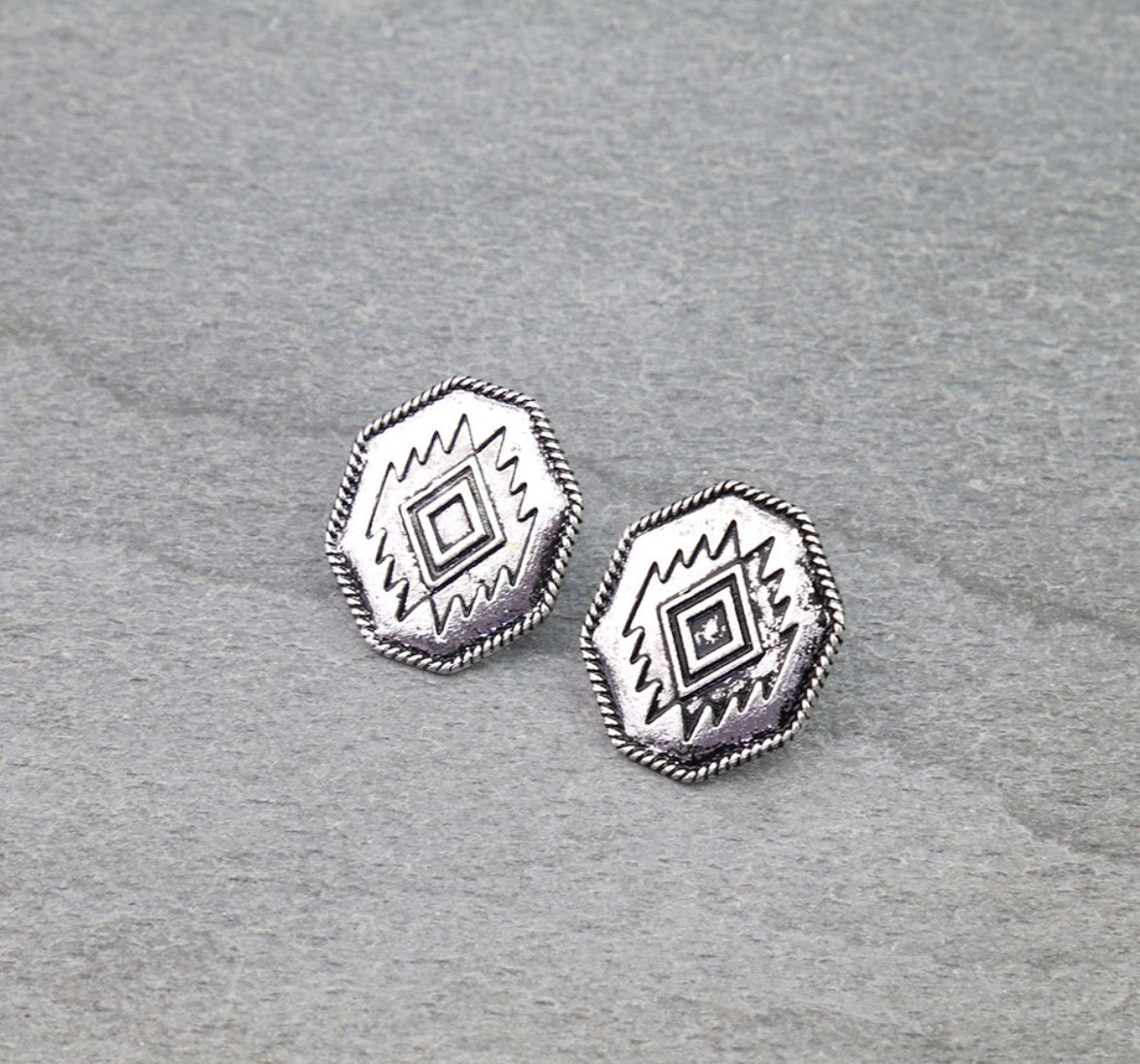 Western Aztec Engraving Stud Earrings - Silver