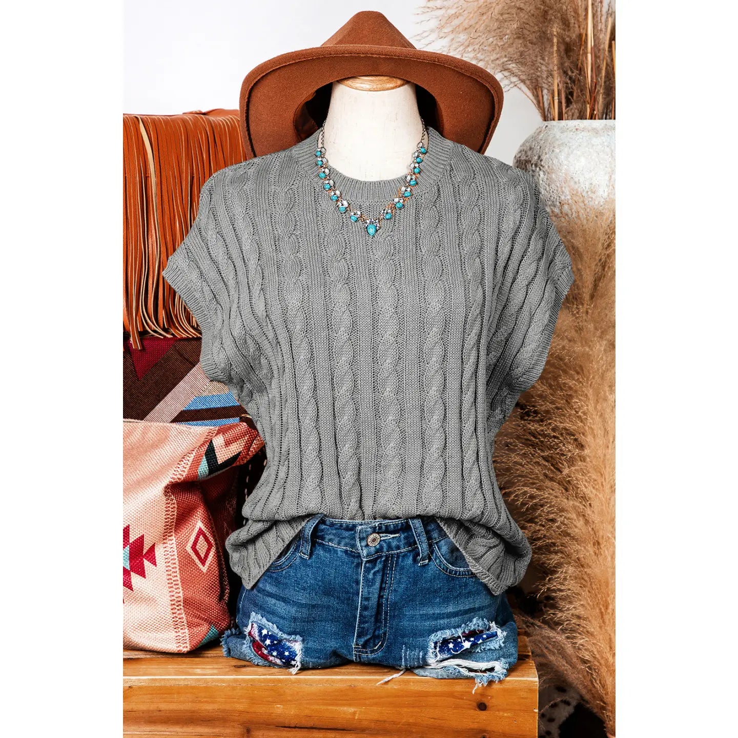 Crew Neck Cable Knit Short Sleeve Sweater - Gray