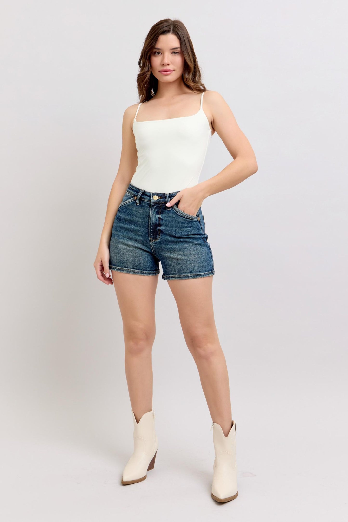 Judy Blue - Shield Back Pocket Shorts