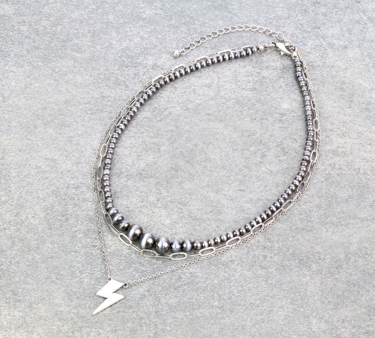 3Row Navajo Style Pearl and Chain with Thunder Pendant Necklace