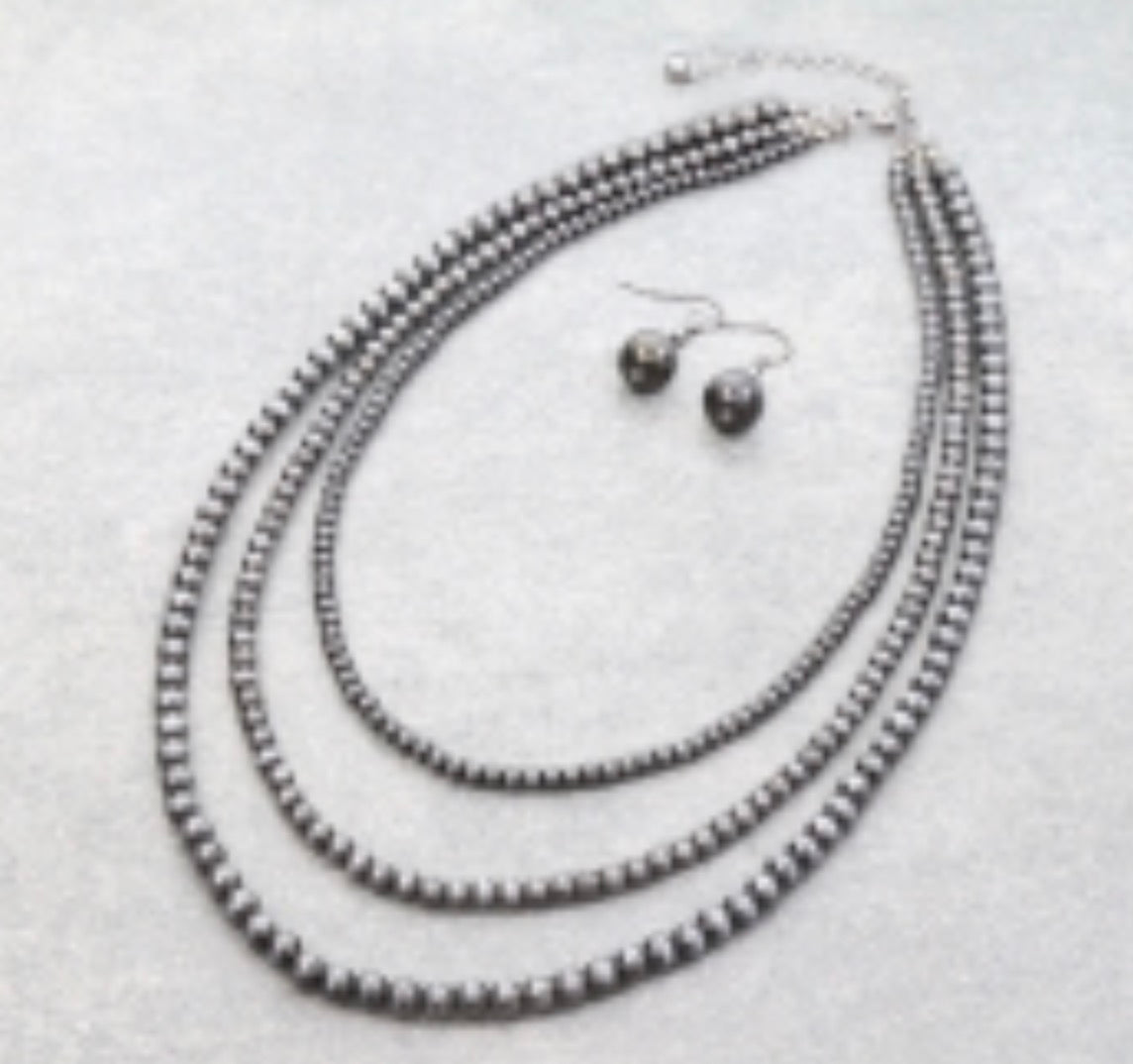 3 Layered Navajo Style Pearl Necklace Set - Silver