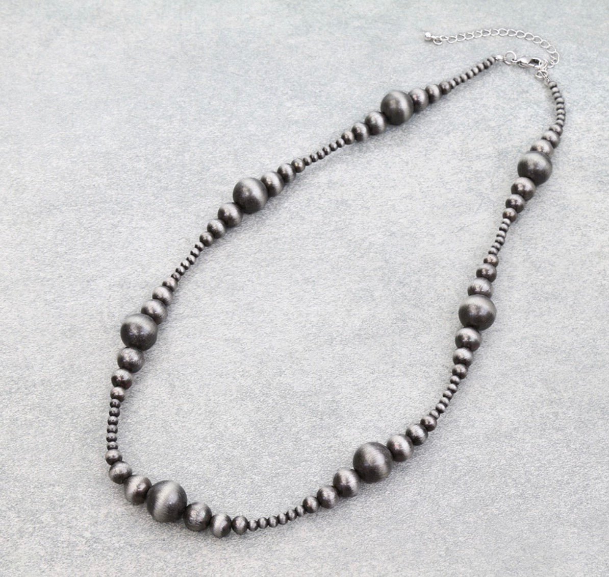 Navajo Style Pearl Necklace - Silver 24”