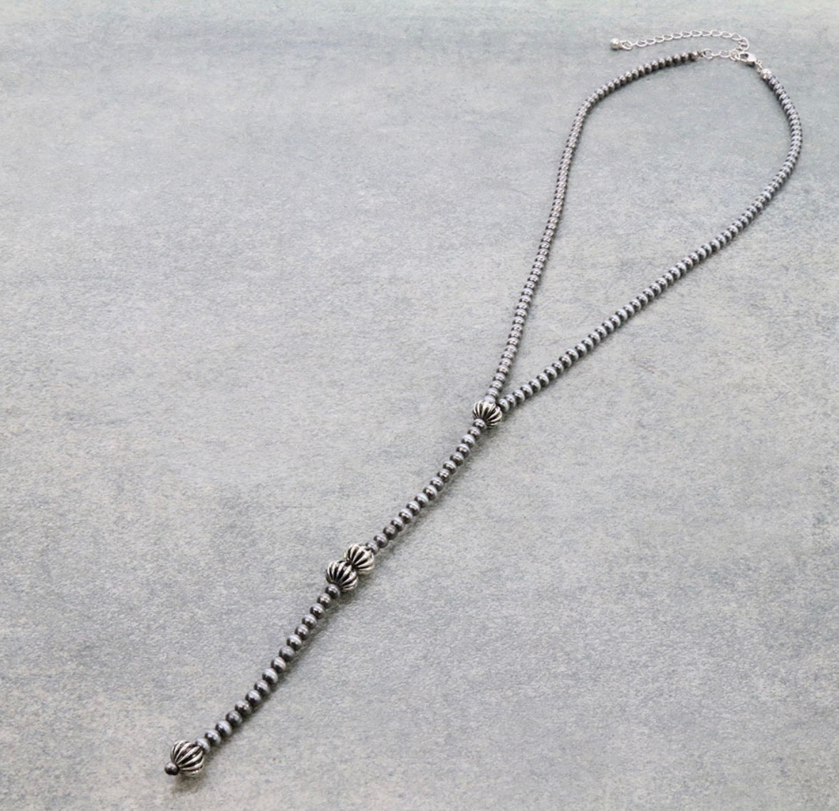 Navajo Style Pearl Y Necklace - Silver