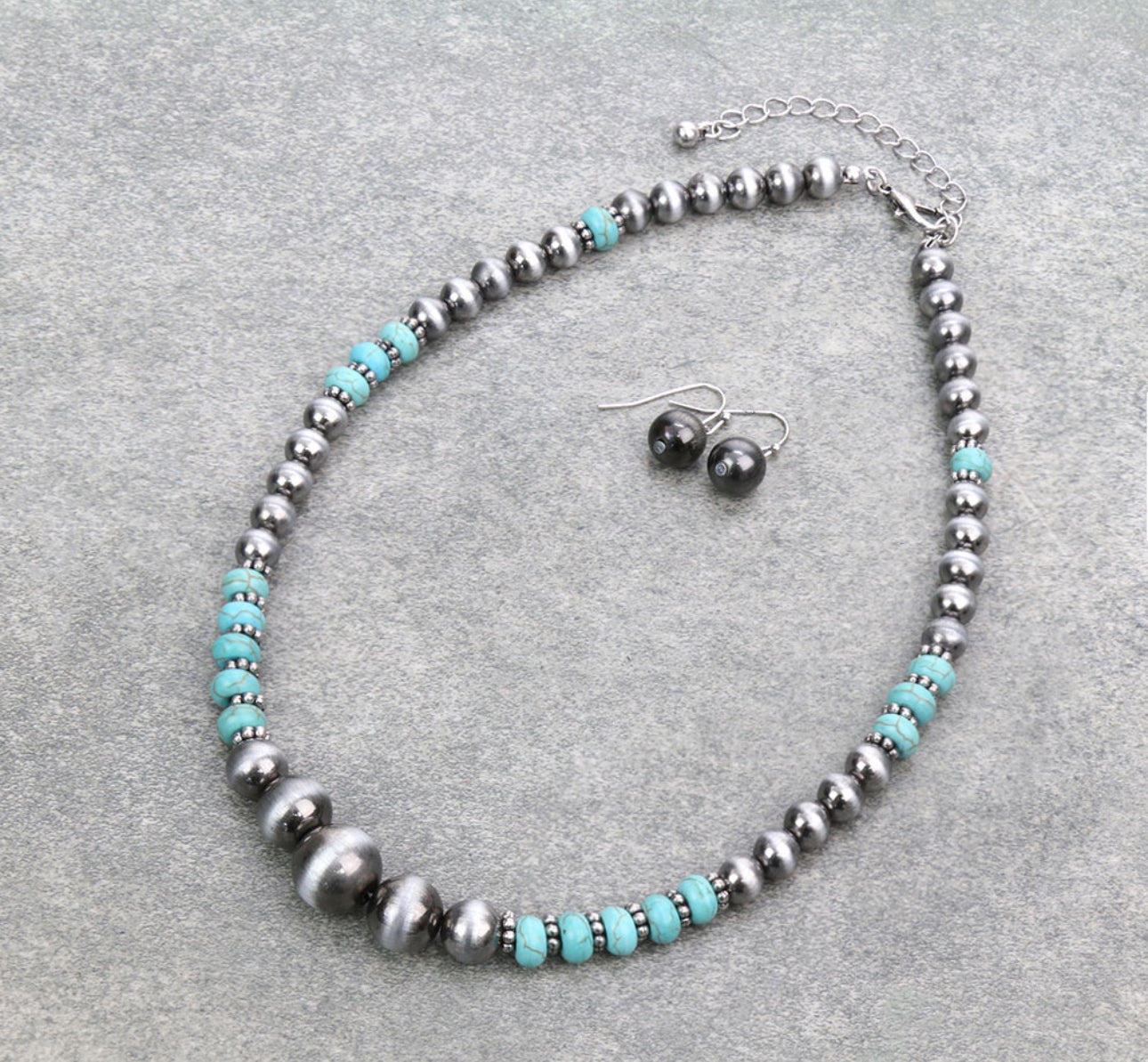 Navajo Style Pearl & Bead Necklace Set
