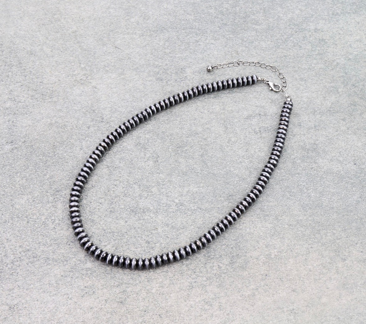 Western Bead Necklace – Saucer 6mm