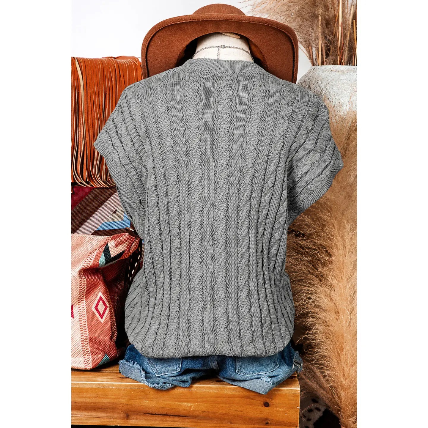 Crew Neck Cable Knit Short Sleeve Sweater - Gray